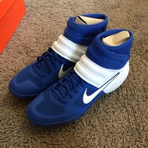 (BRAND NEW) NIKE ALPHA HUARACHE ELITE 2 MID